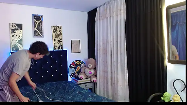 Yorsamm and friends online show from November 13, 10:03 pm