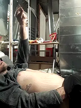 BulbasaurIsmettv online show from February 27, 6:47 am