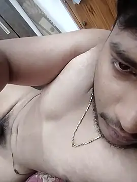 niiksvinz online show from March 28, 10:15 am