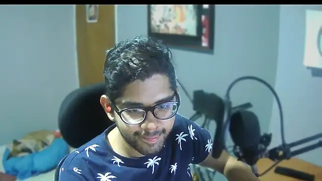 MoAntoMora online show from November 5, 10:23 pm