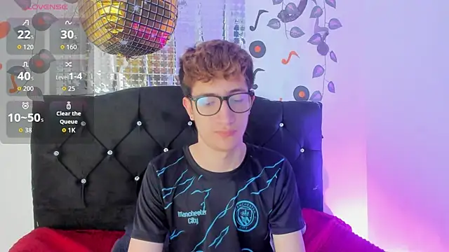 Erick Taylor3 online show from November 1, 6:01 pm