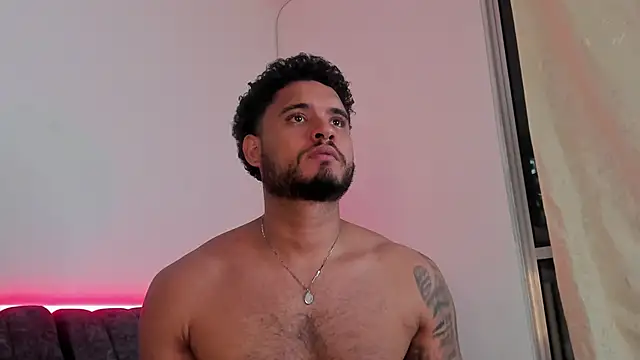 AUSTINN TORRES online show from April 8, 4:13 am