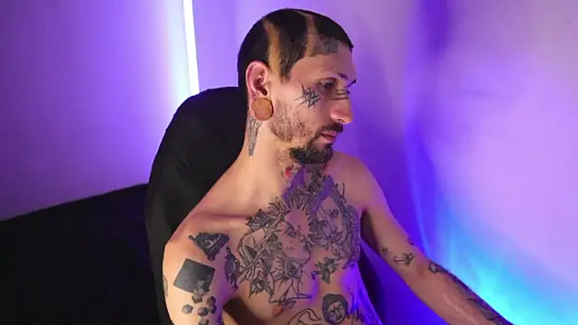 TokyoHatsumoto online show from March 1, 11:48 pm