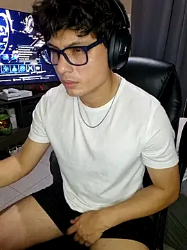 Ais B10 online show from February 26, 5:31 am