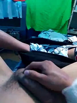 Ojitosbrrr online show from December 2, 9:56 am