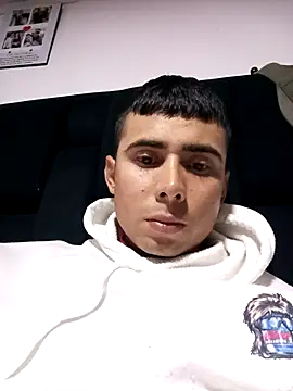 robinhd1234 online show from April 14, 11:48 pm