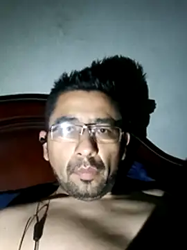 Leocuma82 online show from November 7, 4:16 am