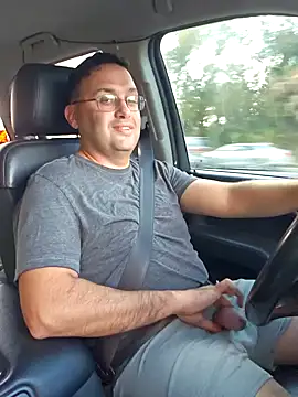 Latinesc online show from February 18, 9:34 pm