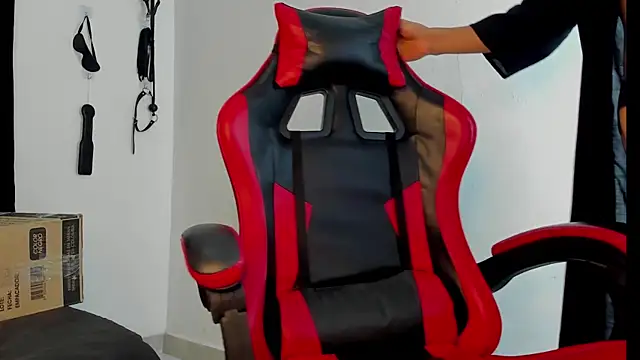 Maximiliano Khalil online show from December 19, 7:33 pm