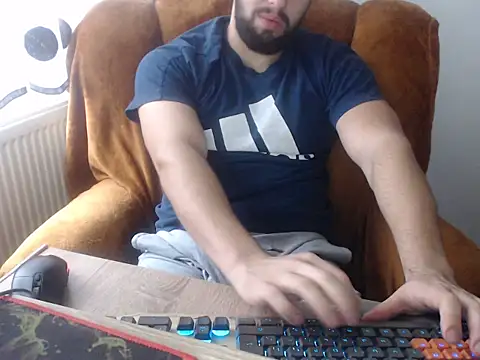 strongcoffee10 online show from November 18, 8:18 am