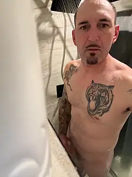 RobsBigD online show from December 5, 1:46 am