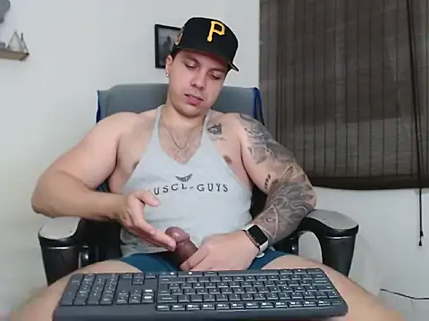 Noah Swagger  online show from November 29, 8:27 am