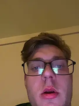 Niesmialyy online show from November 29, 12:23 am