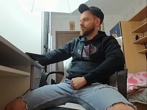 Ryanstone  online show from November 17, 4:48 am