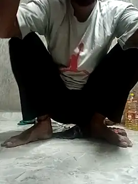 naughtyboyjii online show from November 7, 4:16 am