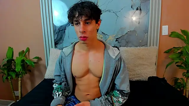 chris evans27 online show from November 14, 4:26 am