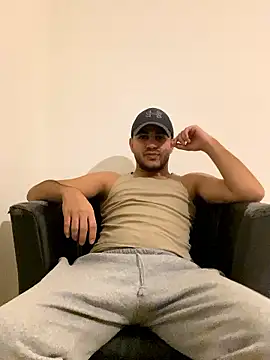 MorenoVelvet online show from January 18, 4:31 pm