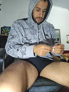 lucweed online show from June 3, 2:13 am