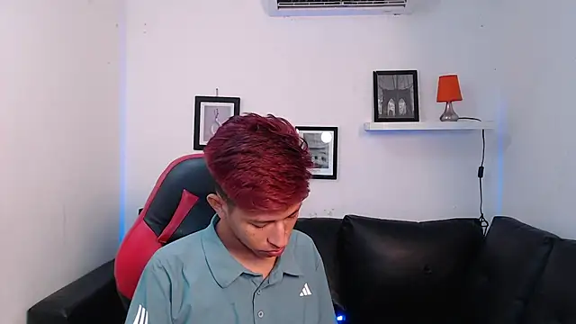 Tessachains 2  online show from November 5, 8:44 pm