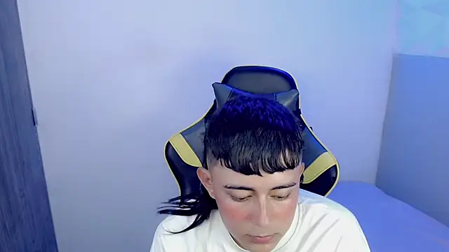 Tatann 18 online show from November 5, 9:50 pm