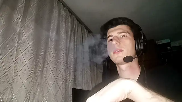 JamesLagerfeld online show from November 13, 10:14 pm