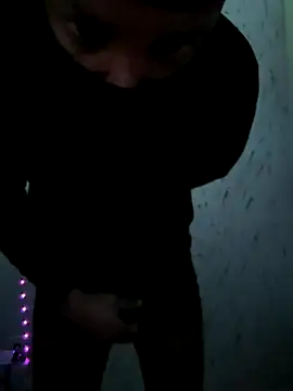 teylor08 online show from November 25, 6:43 pm