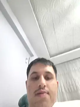 Ahmettutuk183 online show from November 17, 6:55 pm