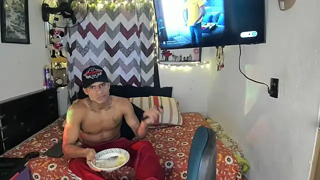 JUANBIGCOCK21CM online show from June 6, 4:46 pm