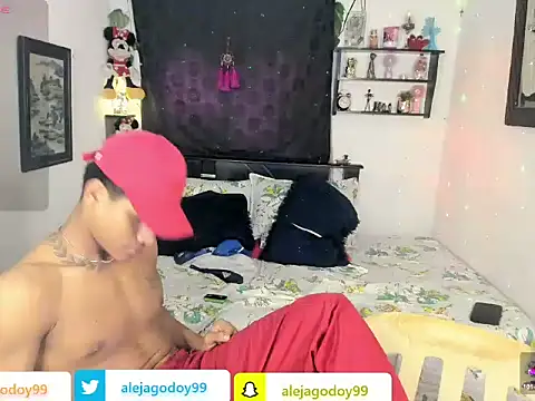 JUANBIGCOCK21CM online show from December 13, 7:53 pm