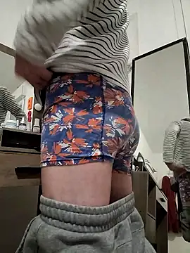 Olifesse online show from February 6, 7:11 pm