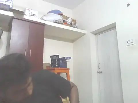 lust-wnaderer online show from November 24, 10:49 am