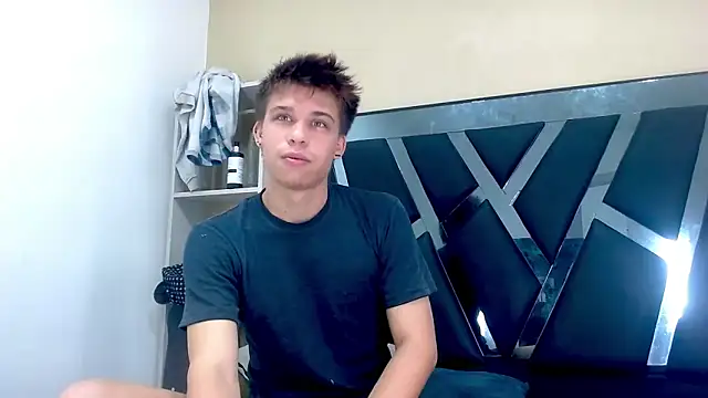 Liam York  online show from March 22, 5:01 am