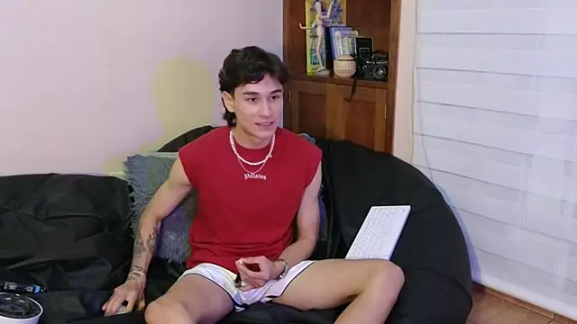 Derekswan online show from June 3, 12:56 am
