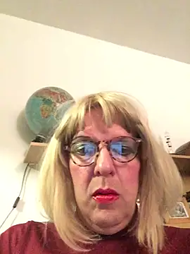 simone xdressing online show from October 19, 12:04 am