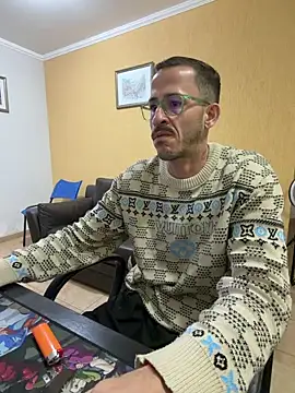 Lucasjandre online show from June 9, 1:29 am