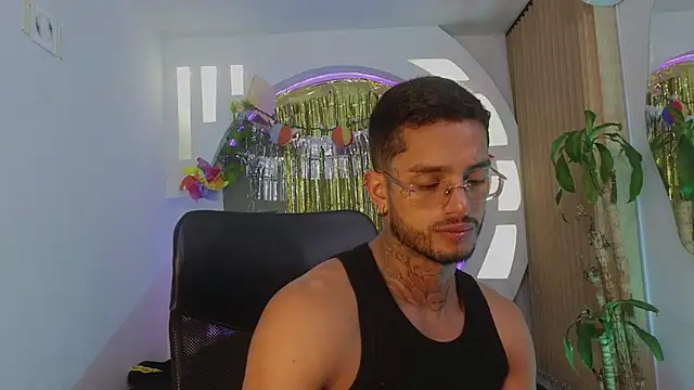 Alanrodgers online show from April 13, 1:45 pm