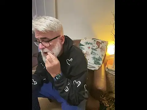 LeatherSdaddy online show from January 5, 5:38 pm