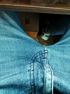 Asif932 online show from November 13, 11:15 am