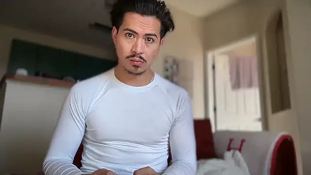 nudecouple100 online show from December 1, 5:16 pm