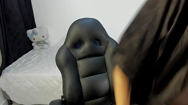 Camiboy666 online show from November 15, 11:29 pm