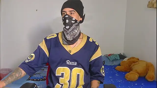 kilyan wow online show from December 2, 3:31 am