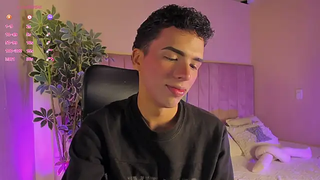 Seab trooy online show from December 19, 3:47 am