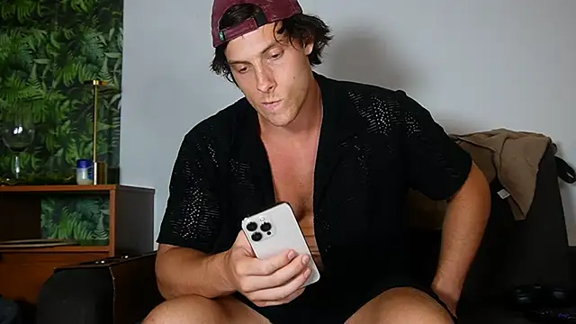 alex islivee online show from May 2, 12:57 am