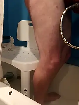 paypapoppa online show from April 17, 7:44 am