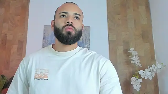 Chris Varden online show from April 8, 9:12 pm