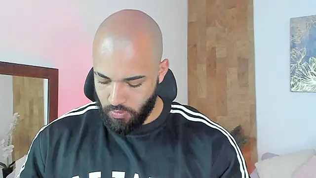 Chris Varden online show from April 1, 8:17 pm