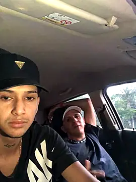 santiago24cmandmyfriend online show from November 20, 9:24 pm