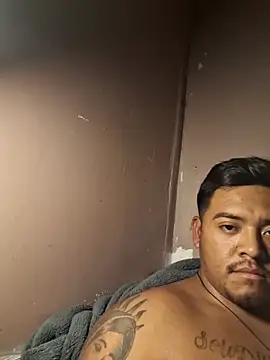 Elchico3030 online show from November 17, 4:37 am