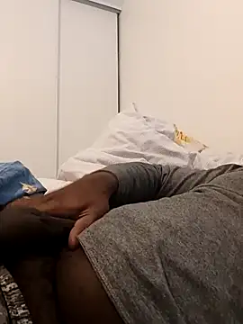 blackmec0 online show from November 17, 9:45 am