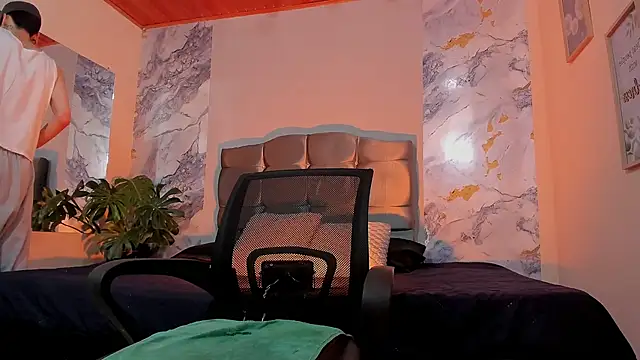 James Adams 01 online show from January 19, 1:02 pm